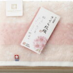 【ラッピング無料】国産 今治謹製 さくら紋織 フェイスタオル(木箱入) SM2215 綿100% 日本製