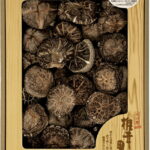 【ラッピング無料】椎茸の里 大分産椎茸どんこ S-50 大分産原木乾椎茸どんこ