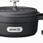 【ラッピング無料】ジョイア キャセロール20cmハンドルカバー付 BK ブラック XC20H-BK 鍋